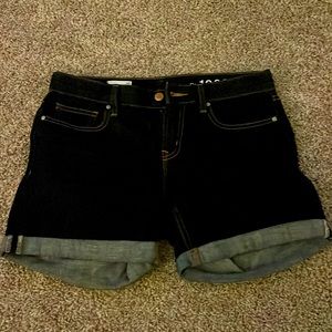 Gap dark wash midi shorts size 4